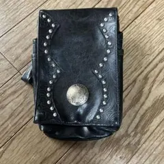 黒いレザーケース スタッズ付き 1921年コインデザイン