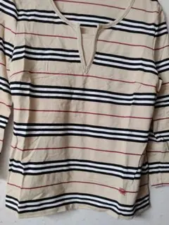 着やすい〜激レア BURBERRY ストライプ Vネック 五分袖 Tシャツ 2