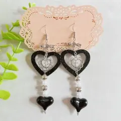 #6 ハンドメイド 大ぶりピアス ゆらゆらピアス 推し活 ブラックハート