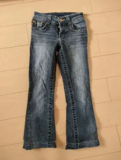 セシルマクビー　デニムパンツ