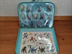 ポケモン　フィギュアトランク　モンコレ　ピカチュウ　ポケットモンスター　モンコレ