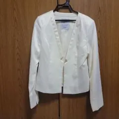 ホワイト ノーカラー ショートジャケット XS