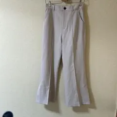 スリットパンツ