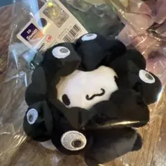 シナモロール ぬいぐるみBC サンリオ　ミャクミャクなりきり 黒　カラビナ