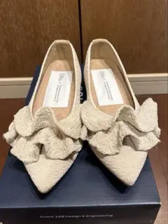 Öffen フリル付きベージュフラットシューズ　37