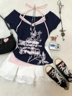 y2k オフショルダー花柄Tシャツ ネイビー 姫系　平成ギャル d.i.a. L