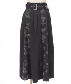 axes femme フラワーフロッキー切替スカート 黒