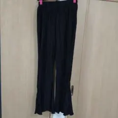 最終お値下げ！！ブラック プリーツ フレアパンツ　М