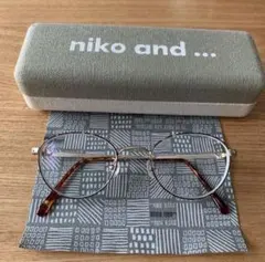 niko and… ニコアンド JINS メガネ