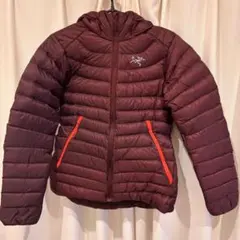 ARC'TERYX ダウンジャケットのサムネイル