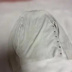 ホワイトリブニット ハイネック 長袖