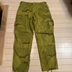 ミリタリー　パンツ