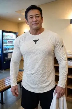 UNDER ARMOUR Project Rock 長袖Tシャツ SMのサムネイル
