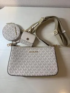 新品未開封！MICHAEL KORS ショルダーバッグ ホワイト - メルカリ