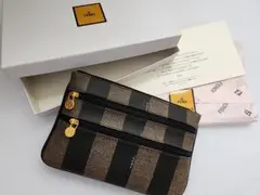 【未使用】FENDI　フェンディ　ペカン柄　ポーチのサムネイル