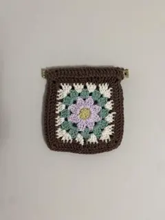【handmade】手編み 毛糸 ポーチ 花モチーフ ブラウン バネ口ポーチ