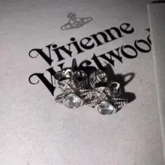 Vivienne Westwood ピアス 片耳 オーブ 外箱収納袋付き 美品 - メルカリ