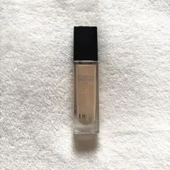 Dior スキンフォーエヴァースキンコレクトコンシーラー（ON）
