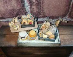 Item thumbnail for item 57904134-1212-4cc4-a857-897e450b72bb