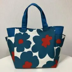 サイドポケット付きトートバッグ　北欧風　[ハンドメイド]