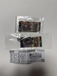 ワンピース 大海賊シールウエハース ミニチュアチャーム ルフィ ゾロ　ガチャ