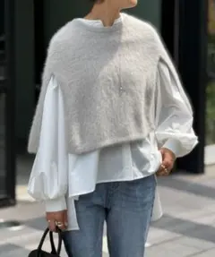 BEARDSLEY(ビアズリー) ファーニットポンチョ　ライトグレーのサムネイル