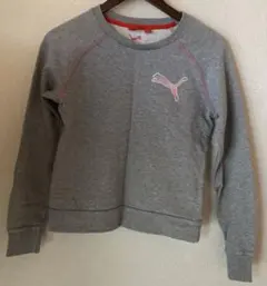 PUMA グレー トレーナー