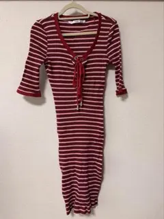 GUESS レッド ワンピース 七分袖のサムネイル
