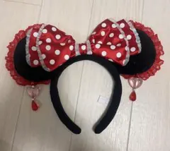 ディズニー　カチューシャ　ミニーちゃん　フリルイヤリング　赤　レッド　リボン