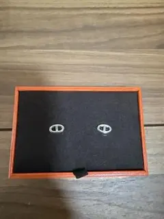 Item thumbnail for item c3cb46a5-fa98-4945-b0b6-5e42608e3c31