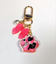 146 レジン チャーム キーホルダー ハンドメイド 猫 肉球 リボン ピンク