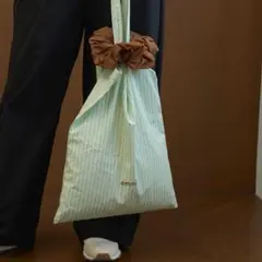 emmiのサムネイル