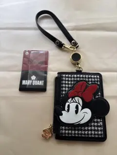 【MARY QUANT】ミニー パスケース リールタイプ ディズニーストア