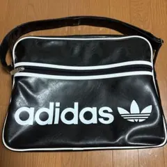 adidas ショルダーバッグのサムネイル