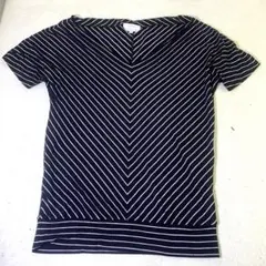 マックスマーラ　Sサイズ　ネイピー　Tシャツ　ストレッチのサムネイル