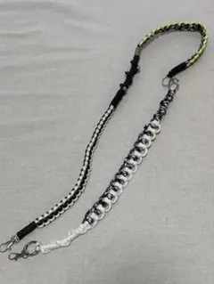 スマホショルダー　パラコード