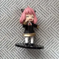 アーニャ フィギュア 黒と金の衣装