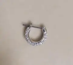 【スワロフスキー】Dextera フープピアス(片耳のみ)