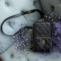 ANNA SUI miniブラックキルティングスマホショルダーバッグダイヤモンド