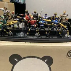 仮面ライダークウガ アクションフィギュアセット 全フォームセット14体