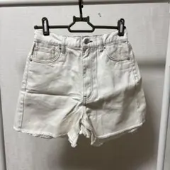 ホワイト ハイウエスト ショートパンツ