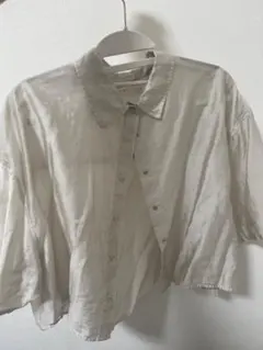 ショート丈シャツ