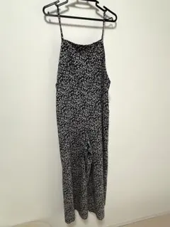 【美品】URBAN RESEARCH 花柄サロペットのサムネイル