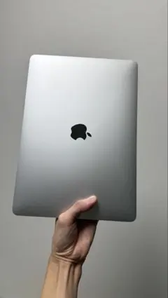 MacBookPro 2020モデル 13インチ　16GB/512GB 中古品