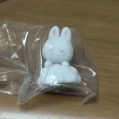 サンリオ シークレットマスコット しろふわ雲でおひるね チアリーチャム