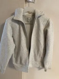 UNIQLO フルジップ スウェットパーカー 150