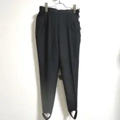 東京ヤマモト　タグ付き新品　レディースストレッチパンツ　黒　Mサイズ　足掛け付き