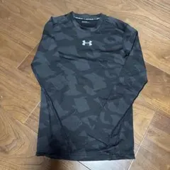 Under Armour 長袖 アンダーシャツ Sサイズ