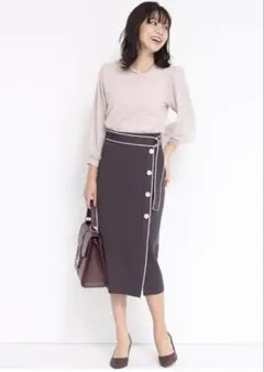 ジャスグリッティ　ダークグレー タイトスカート ボタン付き　S 訳あり