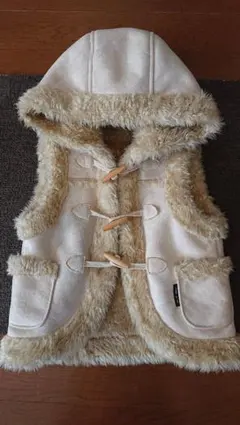キッズ　ムートン ベスト